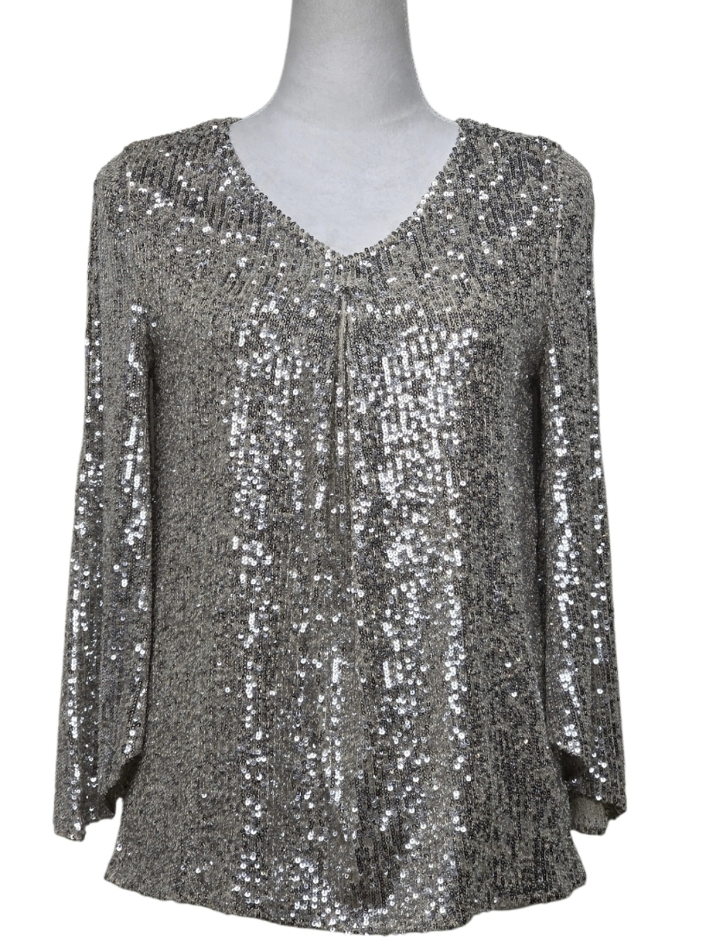 Cable & Gauge Silvertone Sequins V-Neck Blouse, Angel Sleeves wSlits Size Medium